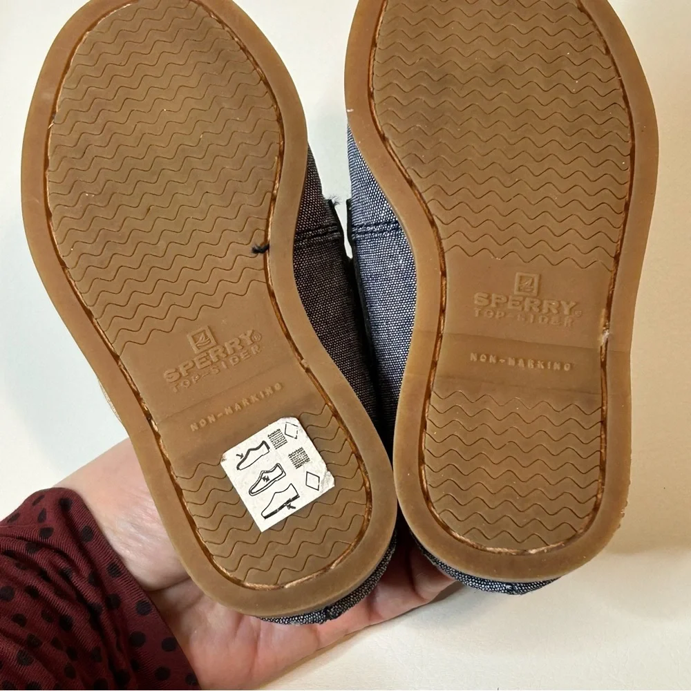 COPY - Kids Sperry Top-Sider denim chambray boat deck shoes like new Size 7 AO …